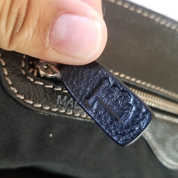 Tods | Leather Drawstring Travel Tote - Picture 9 of 14